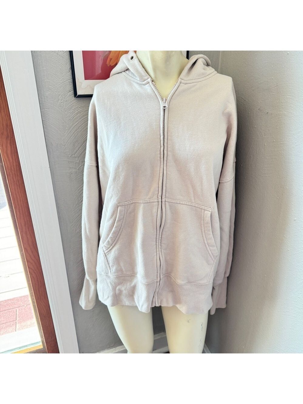 Abercrombie and Fitch off-white oversized hoodie size small